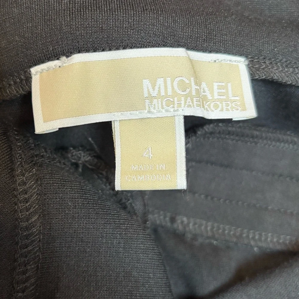 OLD MONEY Classic Black Pant Michael Kors Straight Leg sz4 gold logo **2 for 20*